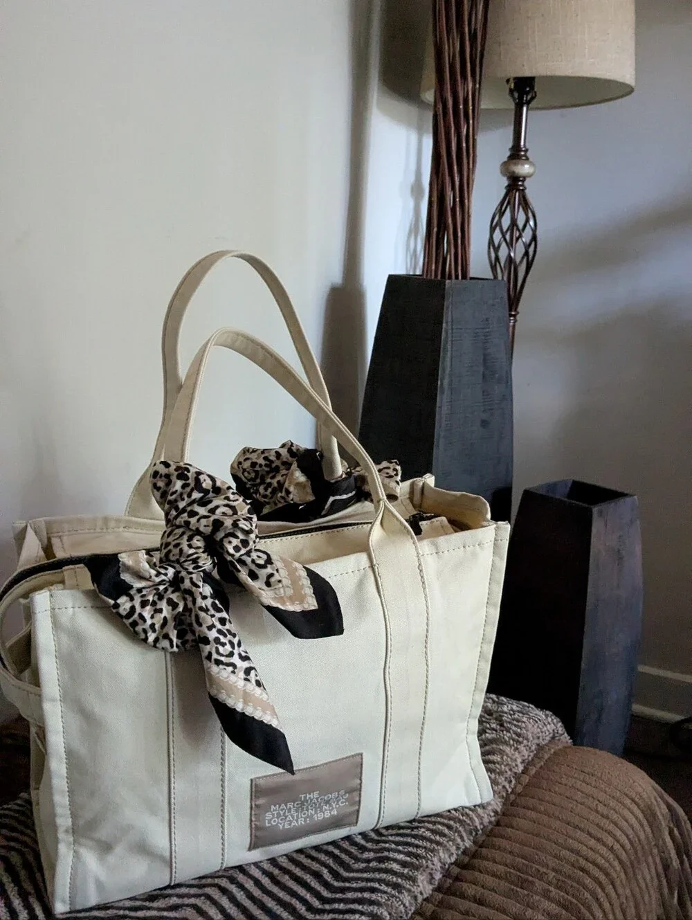 Marc Jacobs authentic 17l